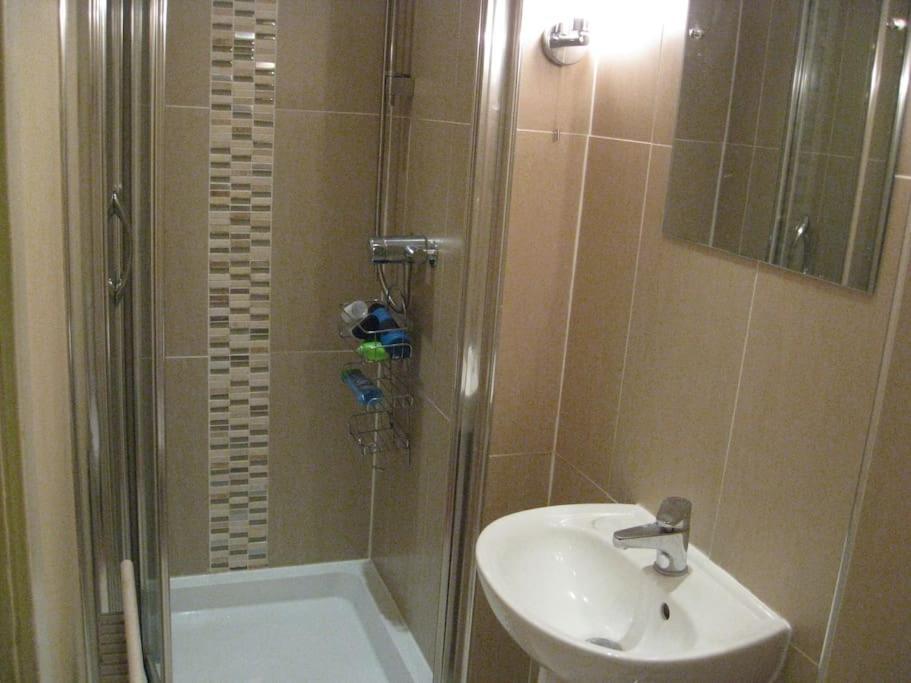 Nice Central Flat Walk To Princes Streetroyal Mile EDI Exterior foto